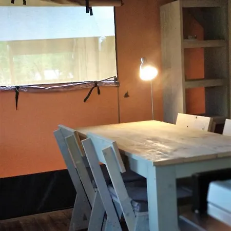 Camping De L'arche Campingplatz 3*